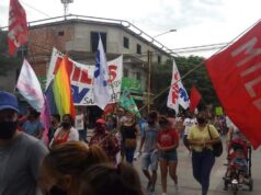 Integrantes de la Organización MILES marcharon por el 8M y se negaron a participar de la sesión especial del Concejo Deliberante