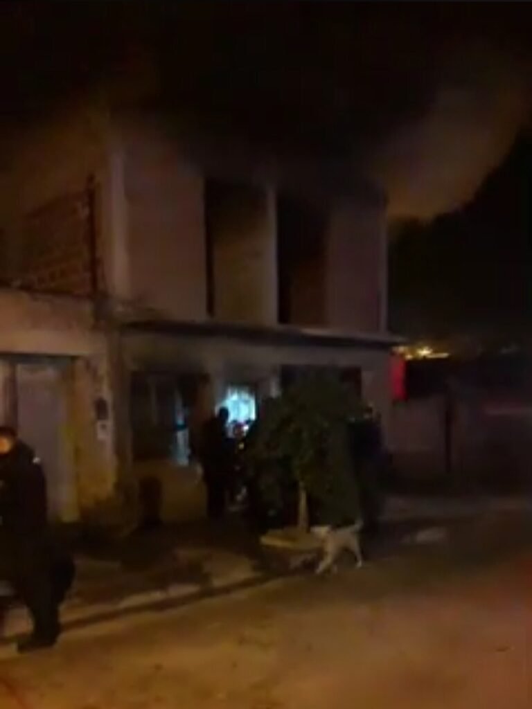 Incendio de una vivienda en barrio Belgrano
