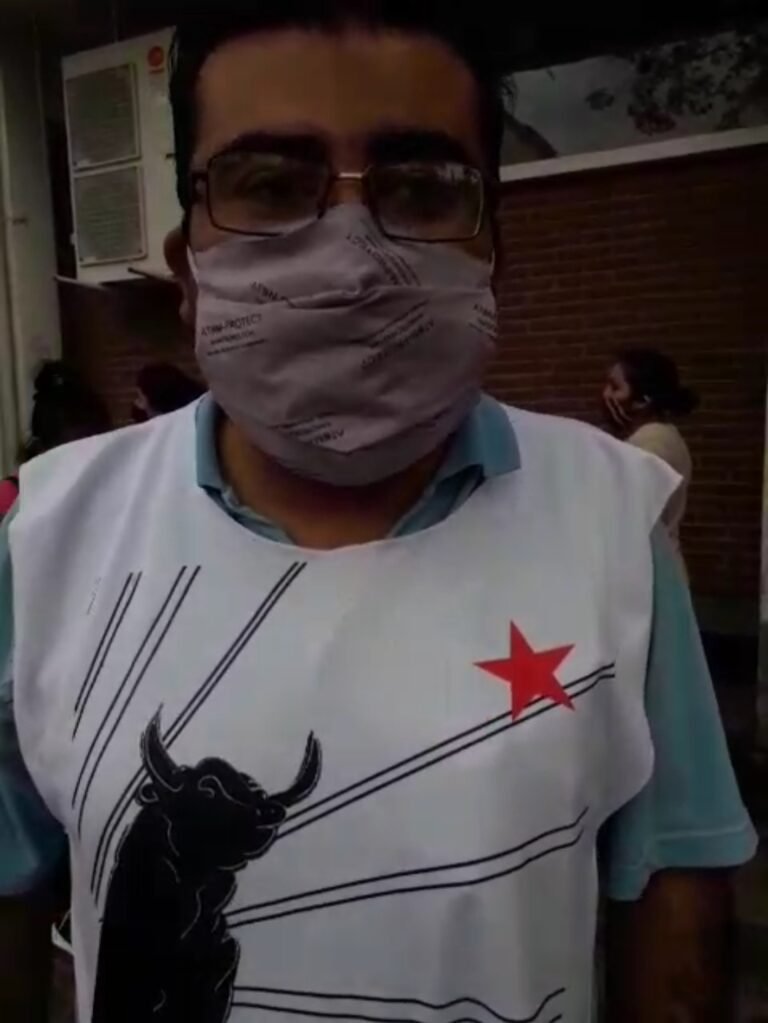 Integrantes de la Corriente Conti Santoro piden vacunación masiva de la población: «nos están mandando al matadero»