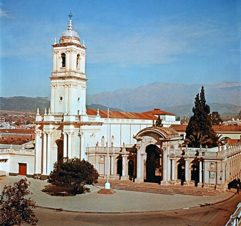 Hoy se cumplen 428 años de la fundación de San Salvador de Jujuy