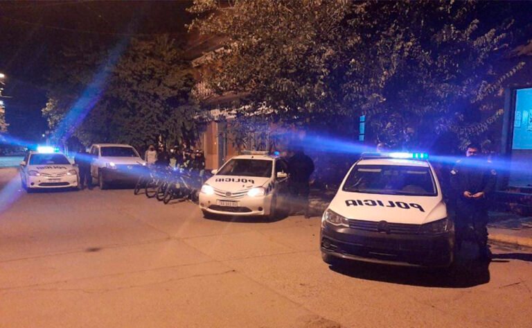 San Pedro: denunciaron ruidos molestos y descubrieron una fiesta clandestina con casi 30 personas