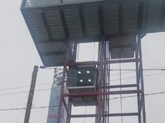 San Salvador: Ocho personas quedaron atrapadas en el ascensor urbano