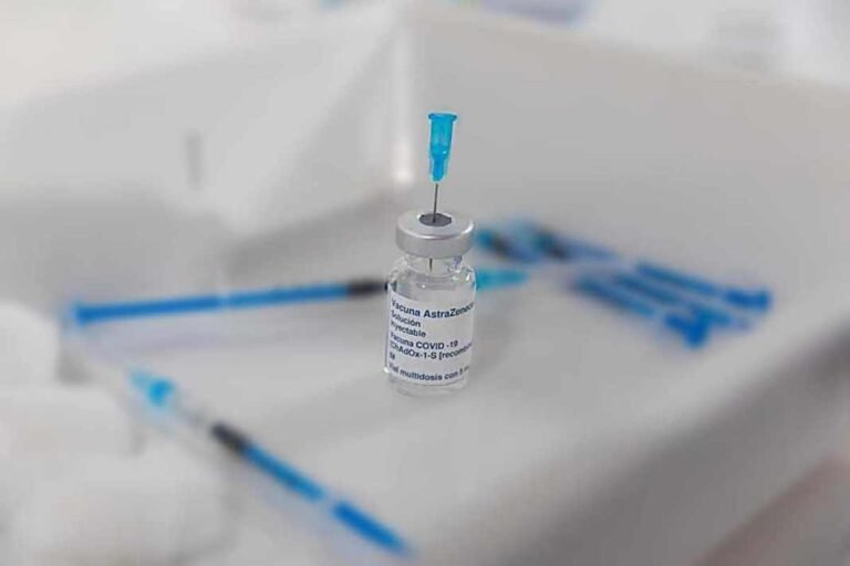 Jujuy recibirá mañana 38.400 dosis de la vacuna AstraZeneca