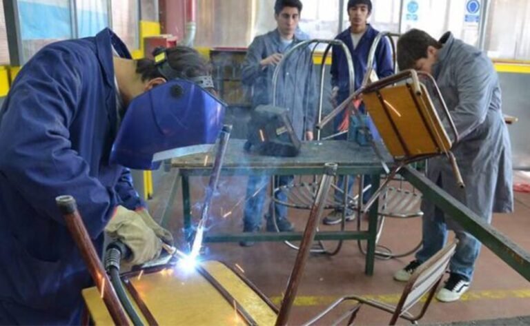 Iniciaron las inscripciones para la finalización de estudios secundarios en escuelas técnicas