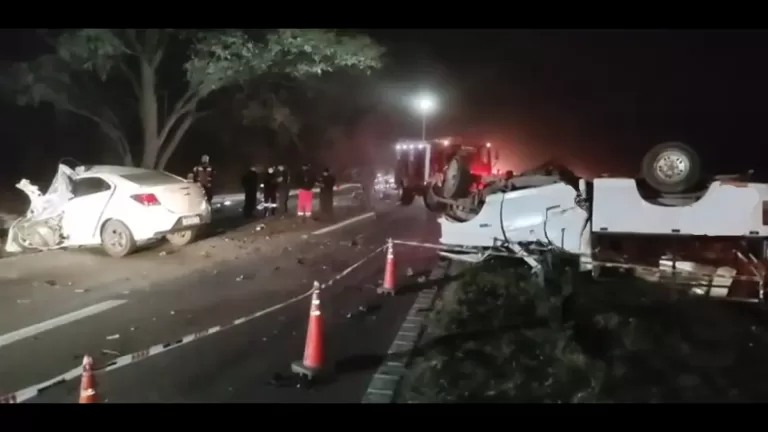 Murió el conductor de la camioneta y son cuatro las víctimas del violento accidente sobre la Ruta 66