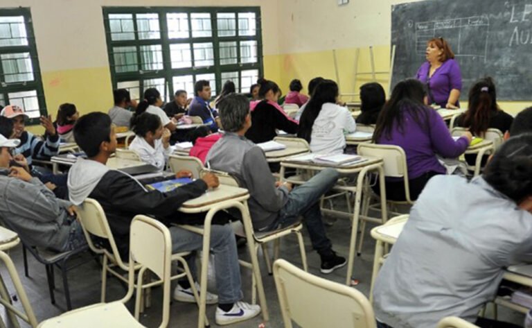 Confirman que después de las vacaciones de invierno se extenderá la jornada escolar