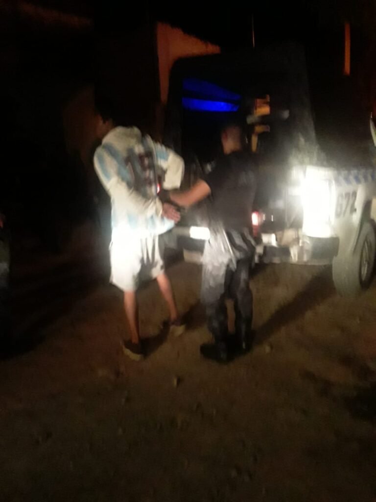 San Pedro: Detienen a conocido delincuente mientras robaba zapatillas