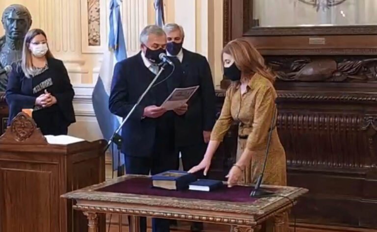 Asumió la nueva ministra de Educación de Jujuy, María Teresa Bovi