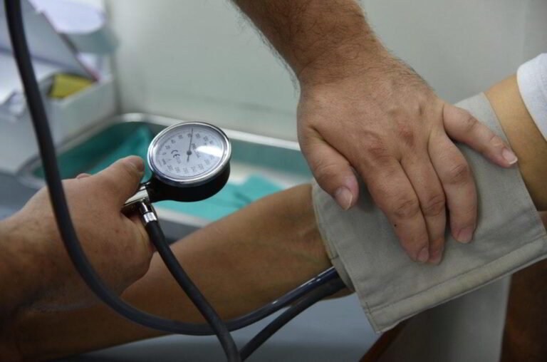 Día Mundial de ACV: qué es, cómo detectarlo y cómo prevenirlo
