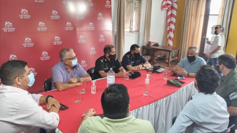 Inseguridad: Reunión entre el ejecutivo y las fuerzas de seguridad para tratar el problema de la delincuencia en San Pedro