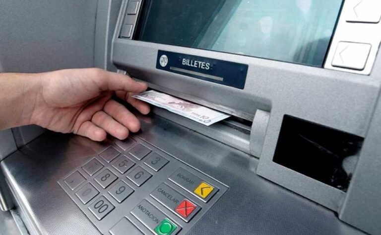 Inició el pago del aguinaldo a los trabajadores estatales en Jujuy