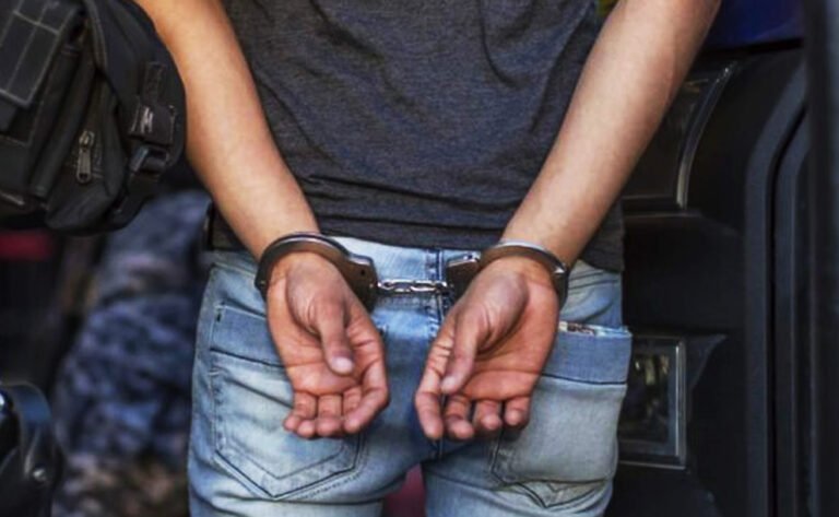 Lo condenaron a 8 años de prisión por abusar sexualmente de las sobrinas de su pareja