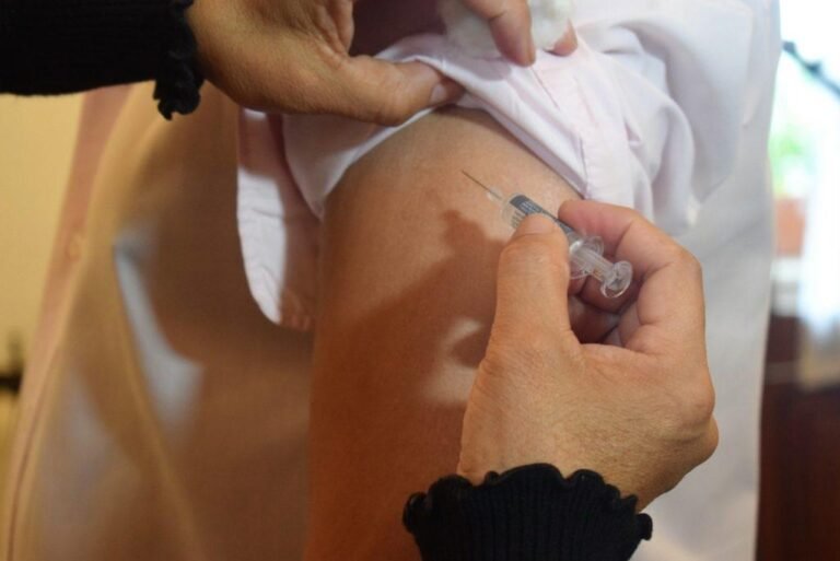 Jujuy inicia en el país con la vacunación en farmacias