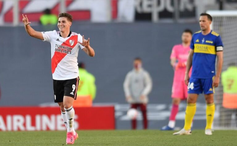 El Gobierno determinó que los partidos de Boca y River deberán transmitirse gratis