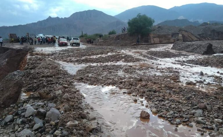 Rutas transitables con precaución luego del temporal registrado ayer en la Quebrada de Humahuaca
