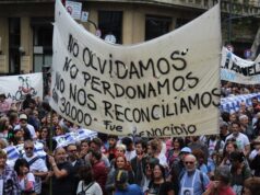 La Plaza de Mayo vuelve a ser el epicentro de la conmemoración a 46 años del golpe