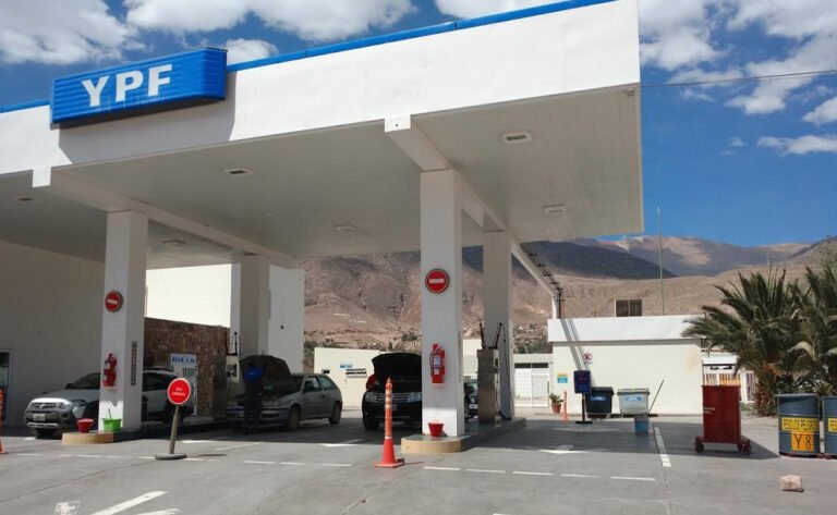 Así quedaron los nuevos precios de la nafta súper en los distintos departamentos de Jujuy