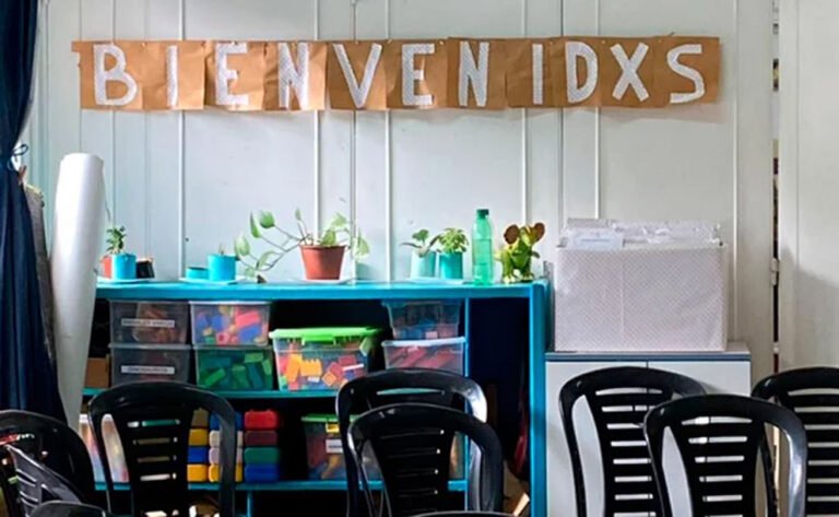 No más “chiques” ni “todxs”: el gobierno porteño prohibió el lenguaje inclusivo en las escuelas