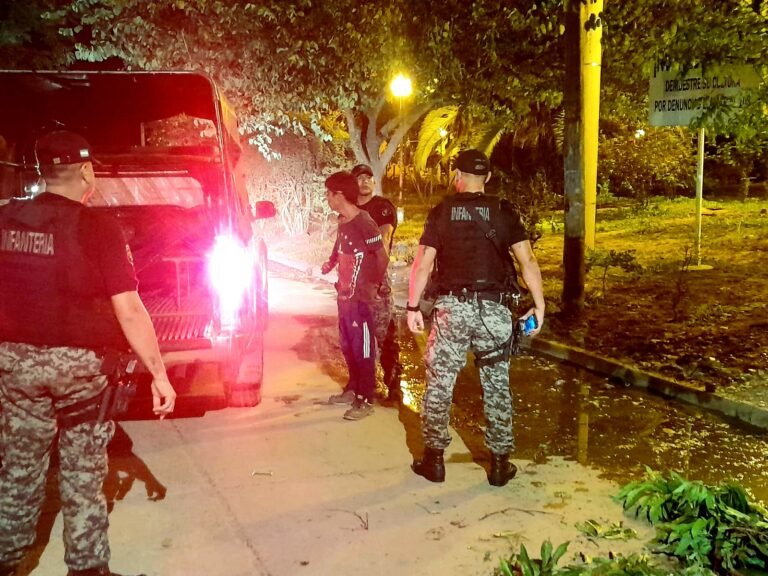 San Pedro: Detienen en barrio Horacio Guzmán a un sujeto que merodeaba con un machete