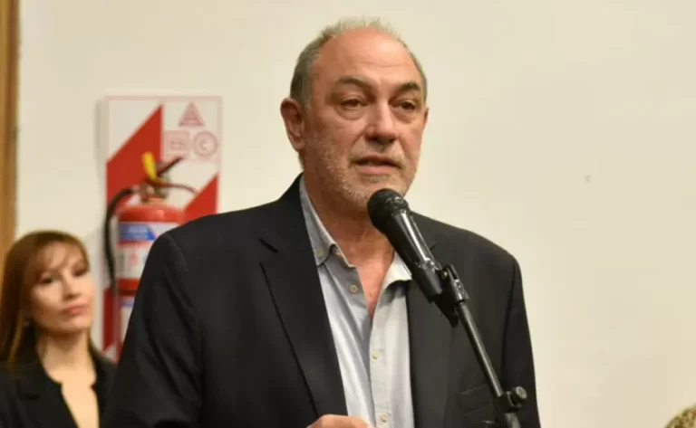 Jujuy: renunció el ministro de Salud Antonio Buljubasich